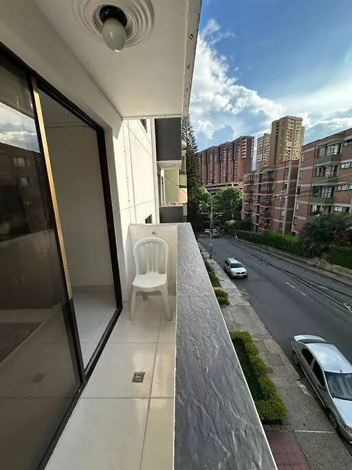 Apartamento 302 Edificio Atenas Apartment Medellin