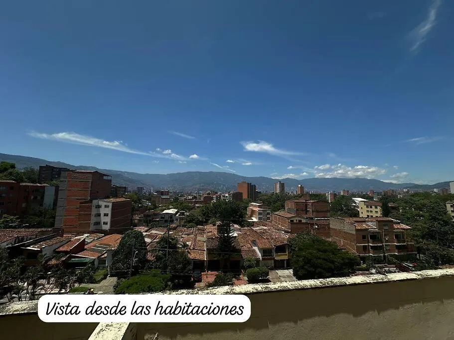 Apartamento 302 Edificio Atenas Apartment Medellin Colombia