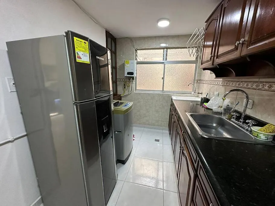 Apartamento 302 Edificio Atenas Apartment Medellin