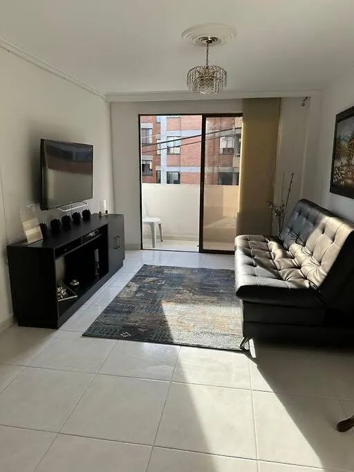 Apartamento 302 Edificio Atenas Apartment Medellin